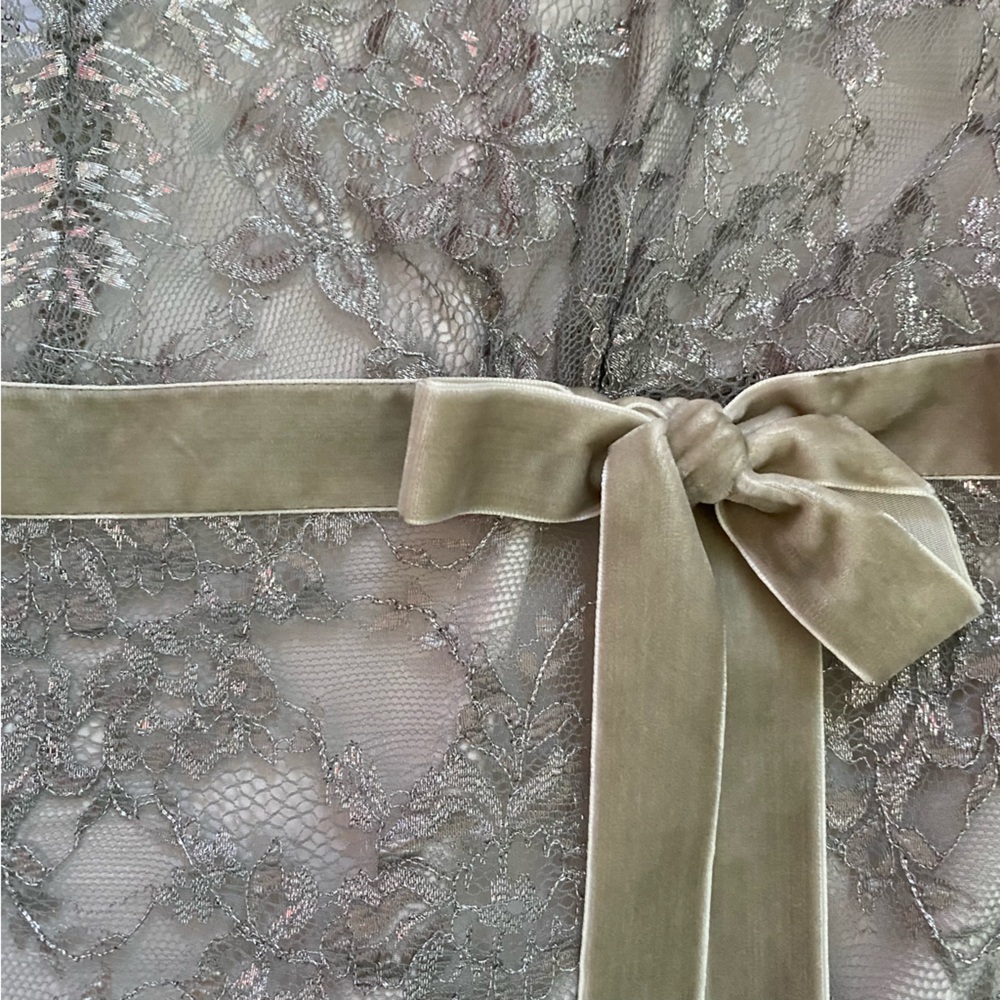 Y2K FairyCore WhimsiGoth Silver Metallic Lace Empire Waist Velvet Adorned Tank 8 - Picture 4 of 17